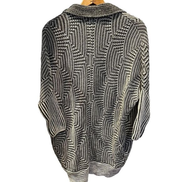 Aeropostale Cardigan Sweater Small Gray and white open front - Picture 2 of 9